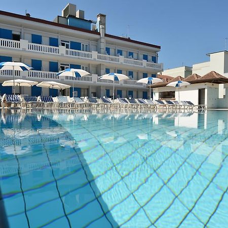 Hotel Germania Bibione Kültér fotó