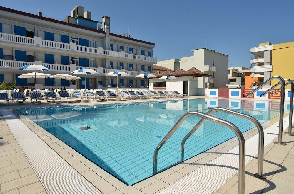 Hotel Germania Bibione Kültér fotó