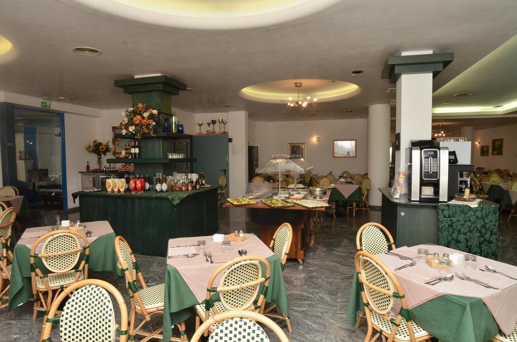 Hotel Germania Bibione Kültér fotó