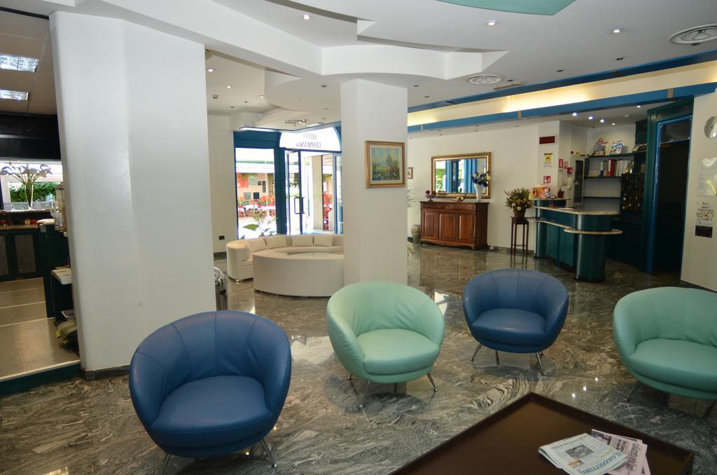 Hotel Germania Bibione Kültér fotó