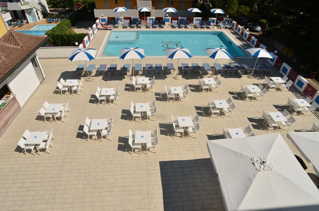 Hotel Germania Bibione Kültér fotó