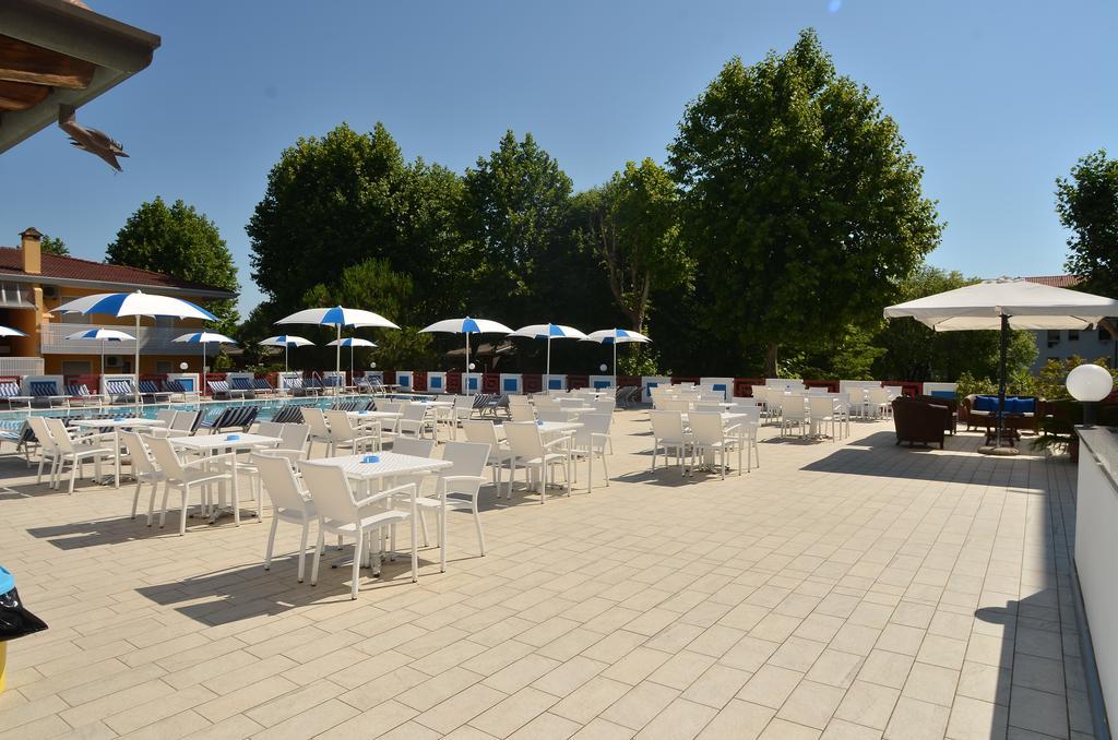 Hotel Germania Bibione Kültér fotó
