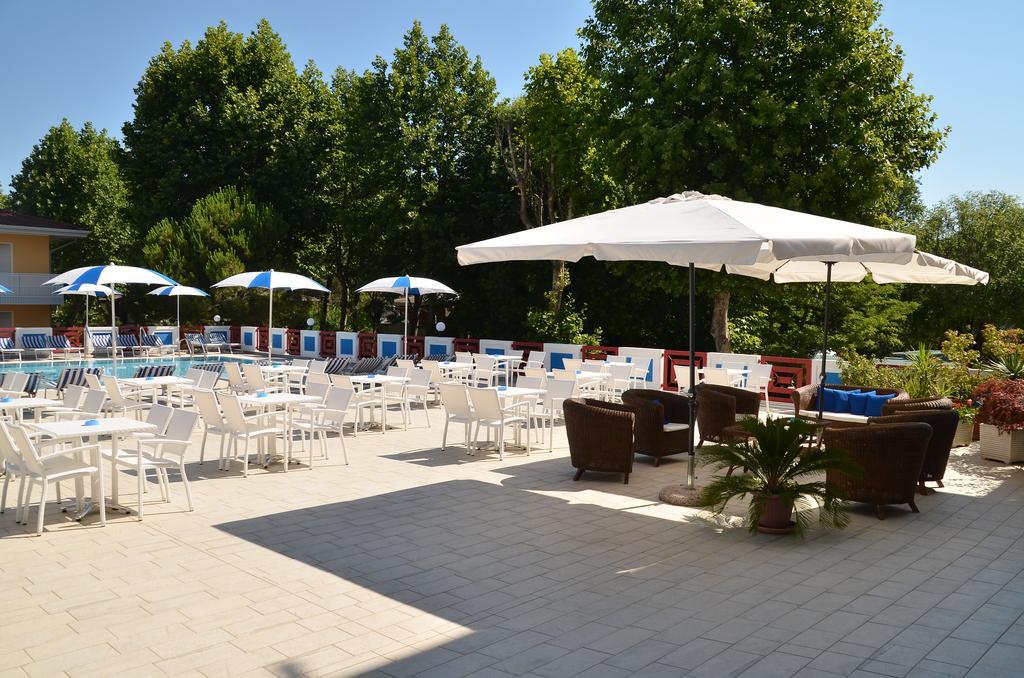 Hotel Germania Bibione Kültér fotó