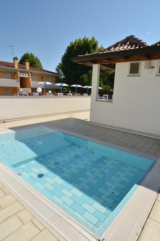 Hotel Germania Bibione Kültér fotó