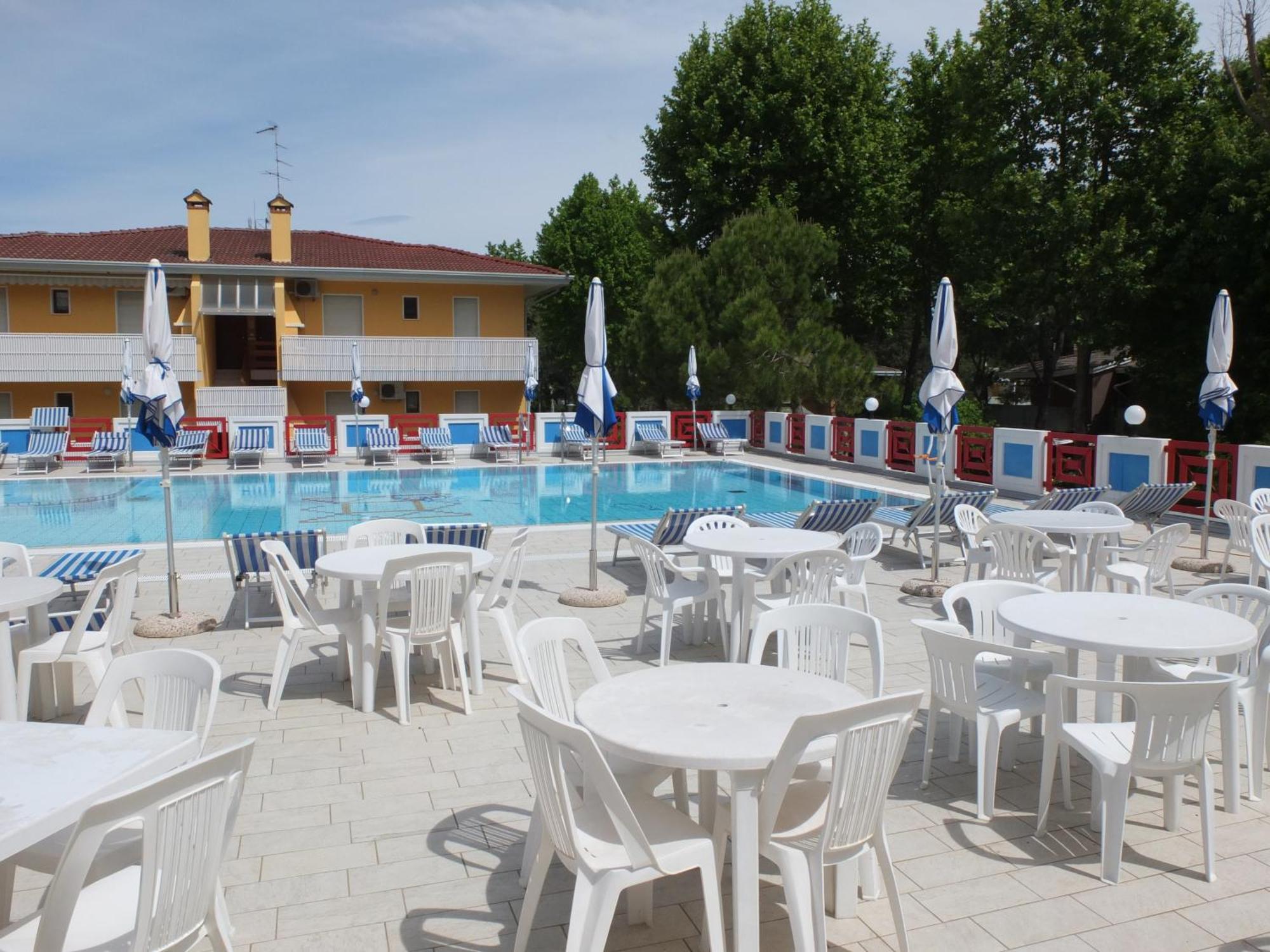 Hotel Germania Bibione Kültér fotó