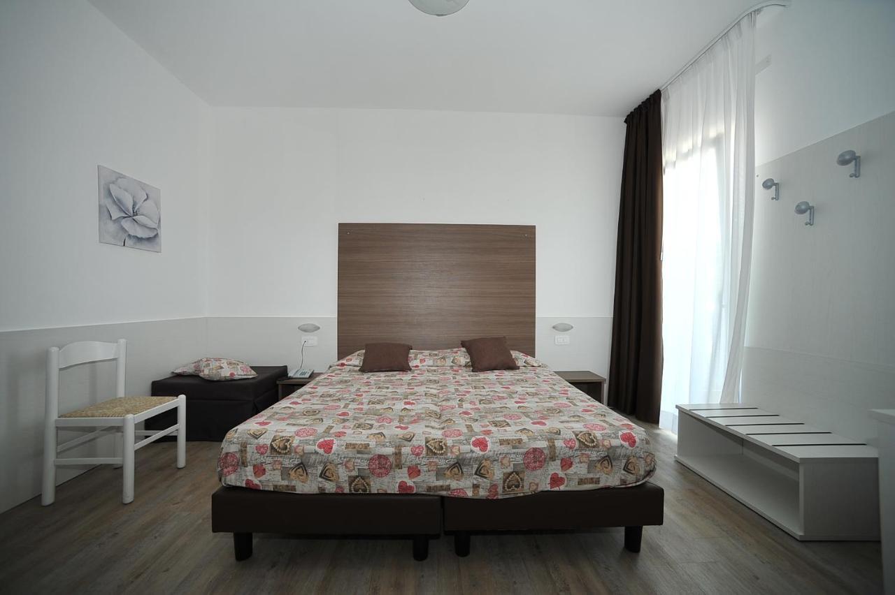 Hotel Germania Bibione Kültér fotó