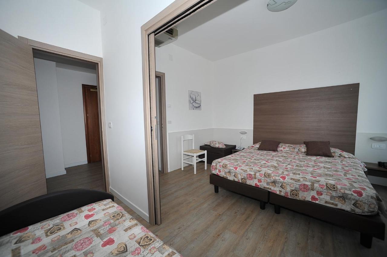 Hotel Germania Bibione Kültér fotó